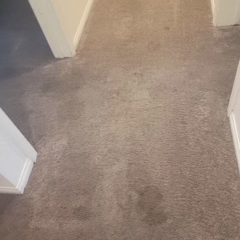 Destination Big Bear - A stain upstairs. We never brought any food or drink upstairs - Vacation Rentals Near Me - Big Bear Lake, California Destination Big Bear - A stain upstairs. We never brought any food or drink upstairs - Vacation Rentals Near Me - Big Bear Lake, California