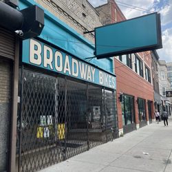Broadway Bikes - New sign for new name!