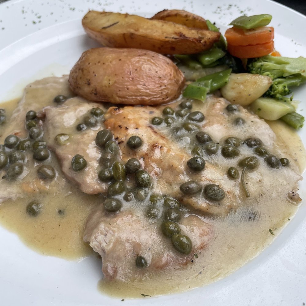 Bellissimo - Veal Scallopine - Italian Near Me - Montvale, New Jersey