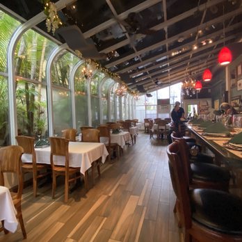 Baci Bistro - Newly remodeled and brightened up! - Italian Near Me - Kailua, Hawaii