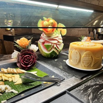 Café del Lago - Cheese display - Buffets Near Me - Cancún, ROO
