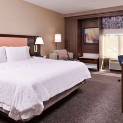 Hampton Inn Albuquerque-University/Midtown - Guest room