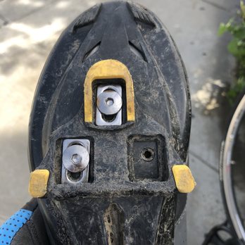 Newport Cruisers - The missing bolt and rectangular slip washer. - Bike Rentals Near Me - Newport Beach, California Newport Cruisers - The missing bolt and rectangular slip washer. - Bike Rentals Near Me - Newport Beach, California