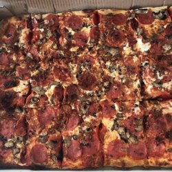 Spitfire Slice - Party sized pepperoni, bacon and mushroom
