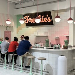 Freshie's Ice Cream & Soda Fountain - Soda fountain!