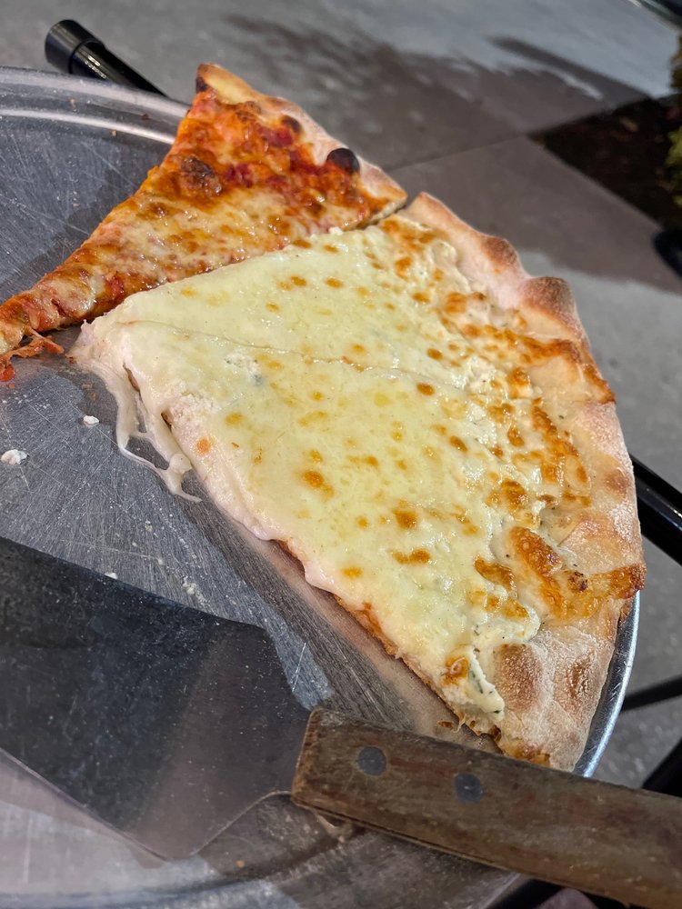 Danny's Pizzeria