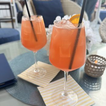 Sandbar Rooftop - Summer Spritz ($18+) - Cocktail Bars Near Me - New York, New York