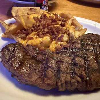 Texas Roadhouse - 16 oz sirloin and loaded fries - Steakhouses Near Me - Goldsboro, North Carolina Texas Roadhouse - 16 oz sirloin and loaded fries - Steakhouses Near Me - Goldsboro, North Carolina