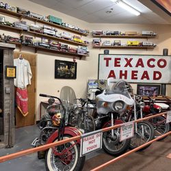 Russell's Travel Center