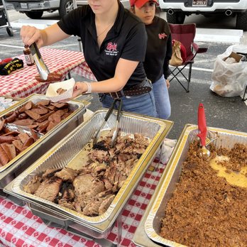 Rice University - Free Rudy's BBQ at the Tailgate! - Colleges & Universities Near Me - Houston, Texas Rice University - Free Rudy's BBQ at the Tailgate! - Colleges & Universities Near Me - Houston, Texas