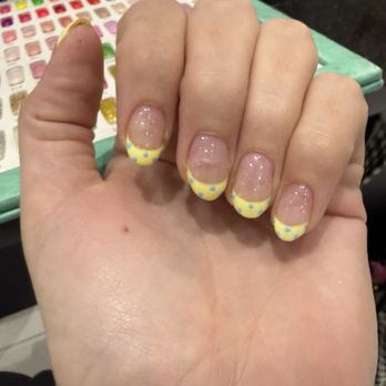 Luxury Nail Bar - Nail Salons Near Me - Nashville, Tennessee