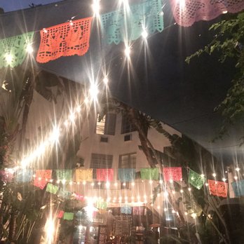 Broken Shaker - Cocktail Bars Near Me - Miami Beach, Florida