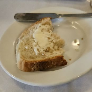 Cafe Beaujolais - Bread service. - Breakfast & Brunch Near Me - Mendocino, California