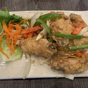 Pho Cyclo and Lounge - Salt and pepper wings - Vietnamese Near Me - Seattle, Washington