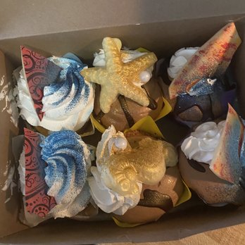 Blue Dolfin Sweets - Mousse filled cupcakes beautifully decorated as you wait! - Bakeries Near Me - Marmora, New Jersey