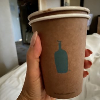 Blue Bottle Coffee - Beverly Grove - Coffee & Tea Near Me - Los Angeles, California