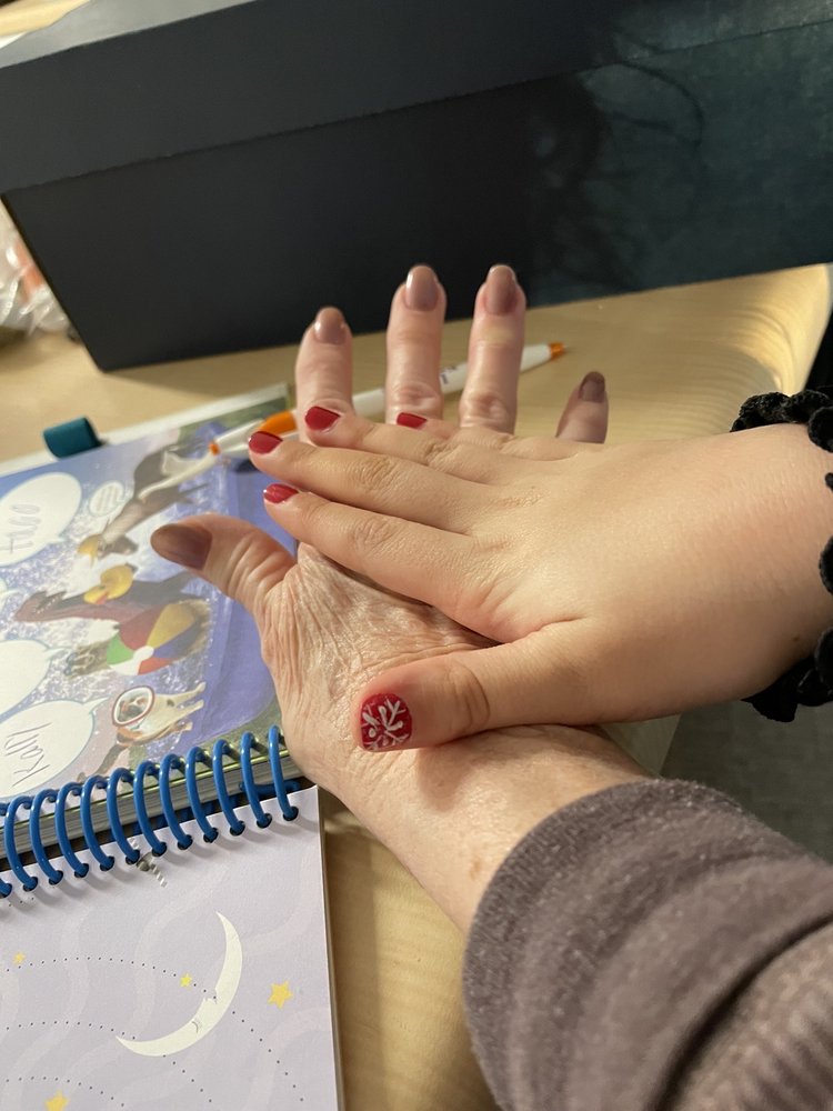 Chic Nails and Spa Image