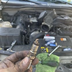 Fresno Chandler Executive Airport - #SparkPlug #OilChange