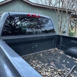 Aaron's Auto Glass