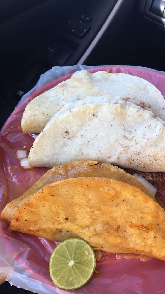 Tacos de Barbacoa El Gallo