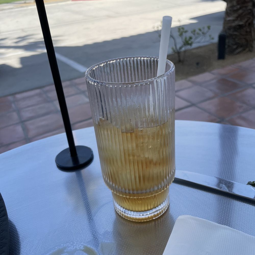 YES PLEASE - Ice tea 60 percent ice. - Coffee & Tea Near Me - La Quinta, California YES PLEASE - Ice tea 60 percent ice. - Coffee & Tea Near Me - La Quinta, California