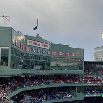 Fenway Park - Stadiums & Arenas Near Me - Boston, Massachusetts Fenway Park - Stadiums & Arenas Near Me - Boston, Massachusetts