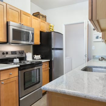 Amador Lakes Apartments - Great kitchen layout - Apartments Near Me - Dublin, California Amador Lakes Apartments - Great kitchen layout - Apartments Near Me - Dublin, California