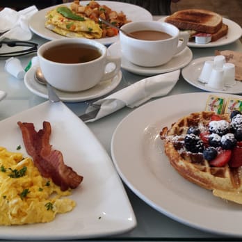 V Boulevard Cafe - Coffee & Tea Near Me - Glendale, California