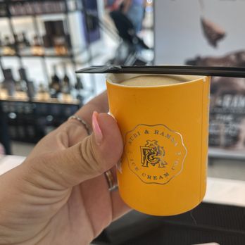 Aubi & Ramsa - Ice Cream & Frozen Yogurt Near Me - Fort Lauderdale, Florida