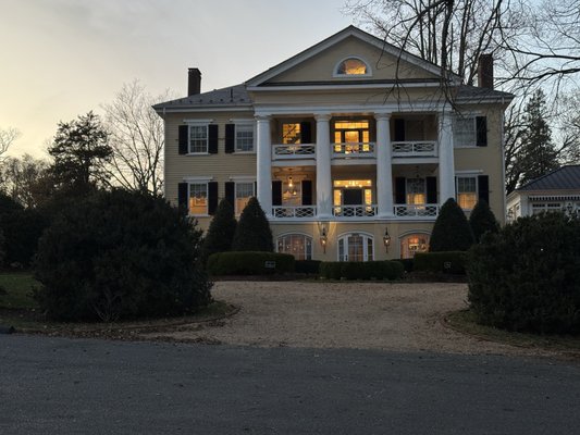 Inn At Willow Grove by null
