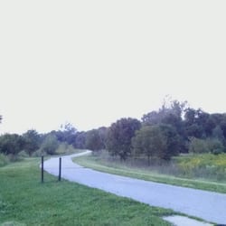 Waterworks Prairie Park - Paved trail