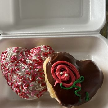 Tasty Donuts & Cafe - Donuts Near Me - West Hollywood, California Tasty Donuts & Cafe - Donuts Near Me - West Hollywood, California