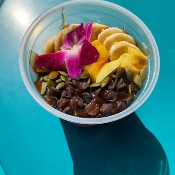 Insta Bolz - One insta-worthy smoothie bowl - Juice Bars & Smoothies Near Me - Ottawa, Ontario