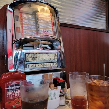 Silver Diner - Jukebox - Diners Near Me - Falls Church, Virginia