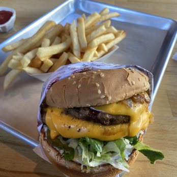 Habit Burger & Grill - Hamburger with extra cheese - Salad Near Me - Lompoc, California