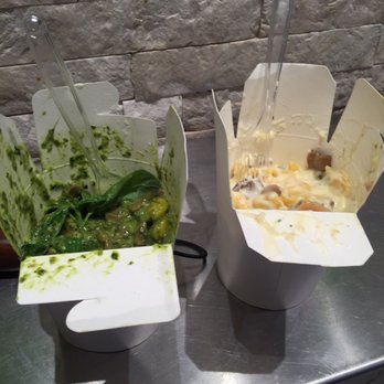 Dal Moro's - Pesto sauce with chilli oil and Alfredo sauce with mozzarella - Fast Food Near Me - Venezia, VE Dal Moro's - Pesto sauce with chilli oil and Alfredo sauce with mozzarella - Fast Food Near Me - Venezia, VE