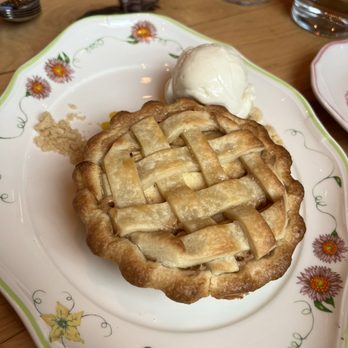 Supperland - Apple Pie - Southern Near Me - Charlotte, North Carolina