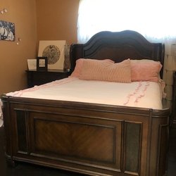 Burchfield's Beds & Furniture - Queen size bed