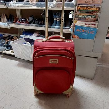 Angels Helping Hands - Nice luggage bag for $6.99 - Deland, Florida Angels Helping Hands - Nice luggage bag for $6.99 - Deland, Florida