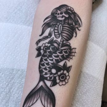 Heritage Tattoo - Mermaid tattoo by him - Tattoo Near Me - Las Vegas, Nevada