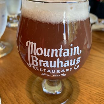 Mountain Brauhaus - Berliner Weiss - New American Near Me - Gardiner, New York Mountain Brauhaus - Berliner Weiss - New American Near Me - Gardiner, New York