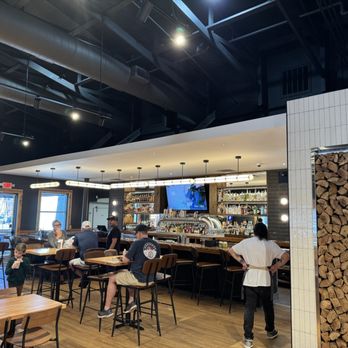 Hurtado Barbecue - Bar area - Barbeque Near Me - Dallas, Texas Hurtado Barbecue - Bar area - Barbeque Near Me - Dallas, Texas