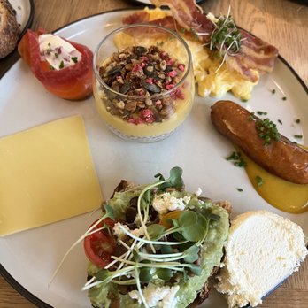 Ø12 Coffee & Eatery - The 012 plate - Cafes Near Me - Copenhagen, 84