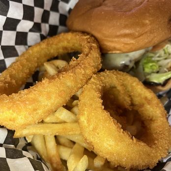 Uptown Burger - Onion rings - Burgers Near Me - Fullerton, California