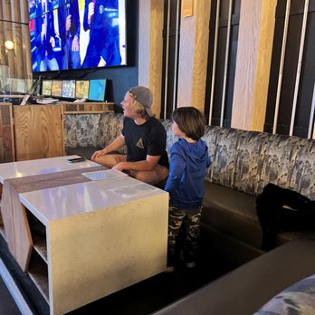 Break Point - Bars Near Me - San Diego, California