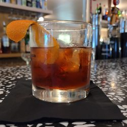 The Domino - Blueberry old fashioned