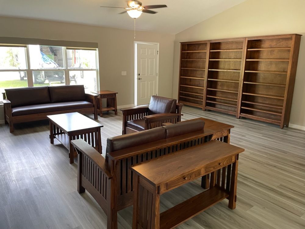 AMISH FURNITURE STORE Updated September 2024 352 Shopping Center Dr