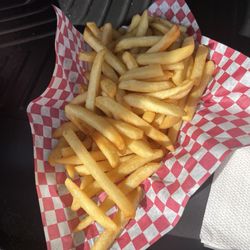 The Gravy Train - Very healthy serving of plain fries