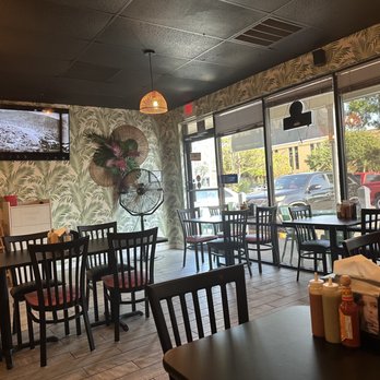 Los Chapos Tacos - Interior front - New Mexican Cuisine Near Me - Brandon, Florida Los Chapos Tacos - Interior front - New Mexican Cuisine Near Me - Brandon, Florida