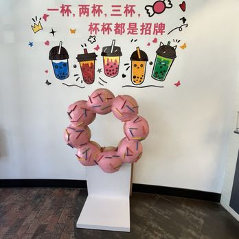 Mochii Donut - North Center - Donuts Near Me - Chicago, Illinois Mochii Donut - North Center - Donuts Near Me - Chicago, Illinois